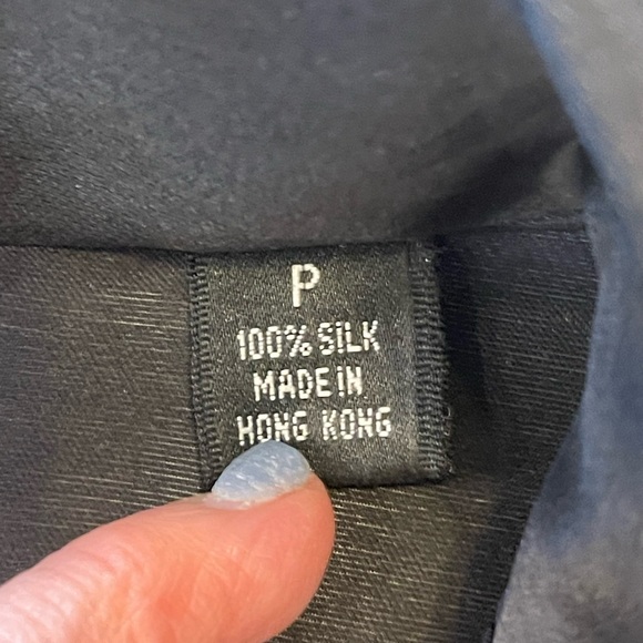 Ellen Tracy, 100% silk sheer blouse! - Picture 4 of 5